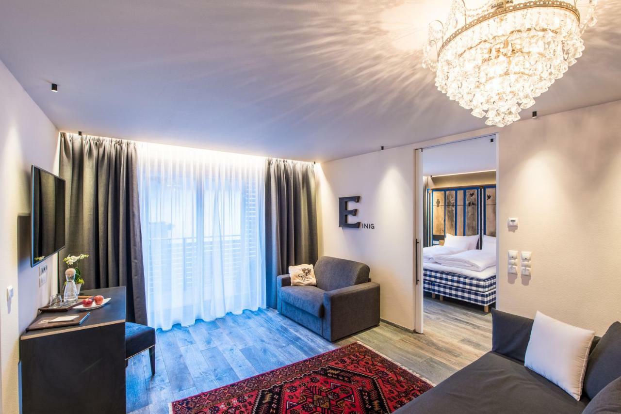 Adler Suite & Stube Villabassa Eksteriør bilde